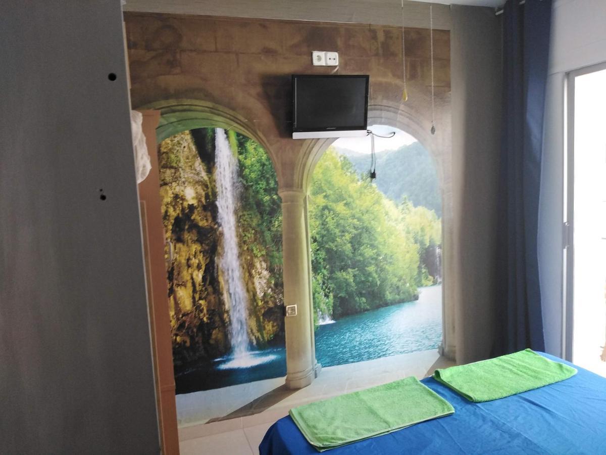 Can Pau Guesthouse Llanca Ngoại thất bức ảnh
