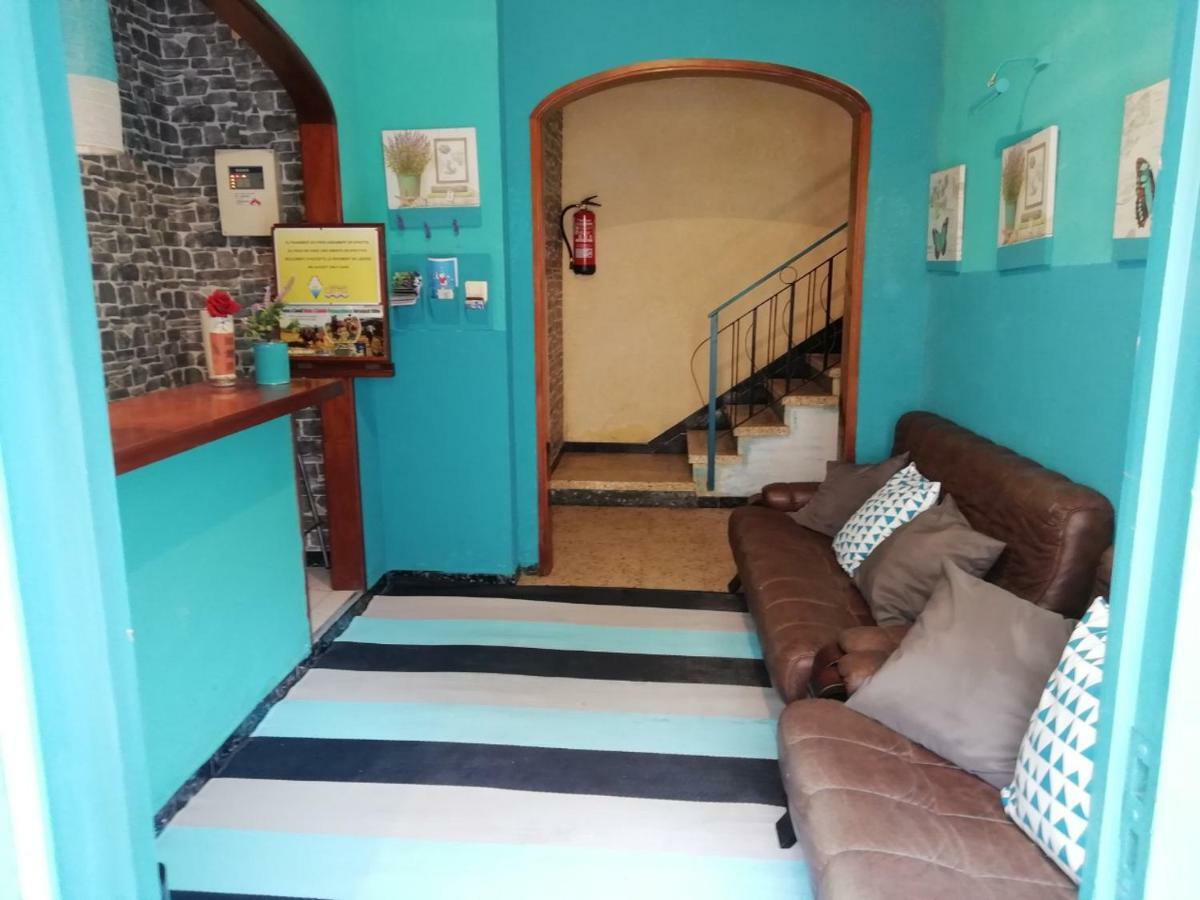 Can Pau Guesthouse Llanca Ngoại thất bức ảnh